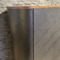 Yac highboard zwart met topblad in walnoot - 7